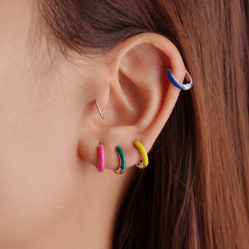 Amazon.com: 6 Pairs Acrylic Neon 80s Earrings Women Retro Colorful Hoop  Earrings Candy Color Lightweight Hoop Earrings for 80s Party Costume  Accessory: Clothing, Shoes & Jewelry